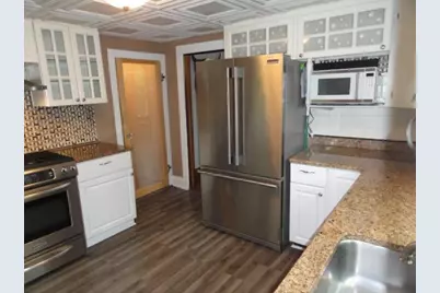 318 N 3rd St, Fort Atkinson, WI 53538 - Photo 33