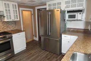 318 N 3rd St, Fort Atkinson, WI 53538 - Photo 33