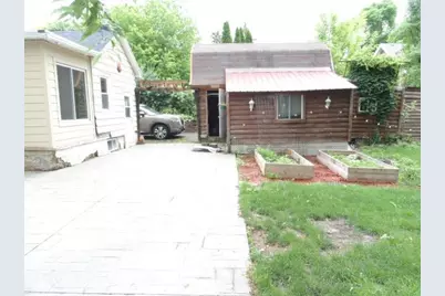 318 N 3rd St, Fort Atkinson, WI 53538 - Photo 3