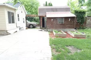 318 N 3rd St, Fort Atkinson, WI 53538 - Photo 3