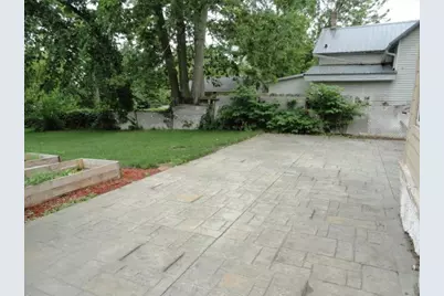 318 N 3rd St, Fort Atkinson, WI 53538 - Photo 9
