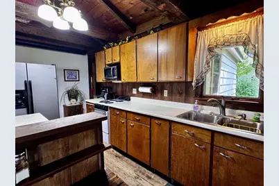W11020 Howard Drive, Fox Lake, WI 53933 - Photo 9