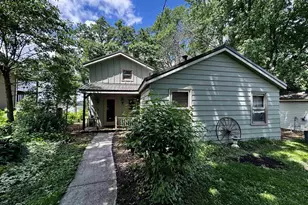 W11020 Howard Dr, Fox Lake, WI 53933 - Photo 3