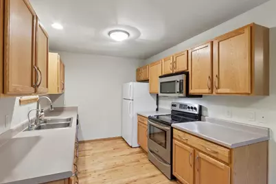 641 E Dayton Street, Madison, WI 53703 - Photo 11