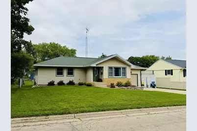 917 26th Street, Monroe, WI 53566 - Photo 3