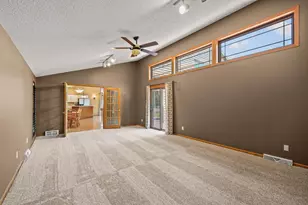 512 Dorn Dr, Waunakee, WI 53597 - Photo 17