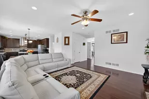 5023 Congressional Hill, Middleton, WI 53597 - Photo 9
