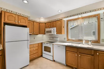 1352 15th Street, Baraboo, WI 53913 - Photo 5