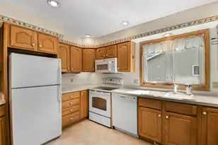 1352 15th St, Baraboo, WI 53913 - Photo 5