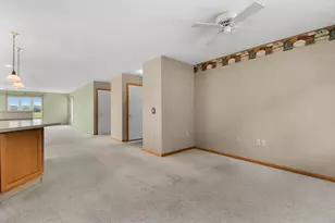 1352 15th St, Baraboo, WI 53913 - Photo 13