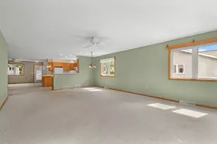 1352 15th St, Baraboo, WI 53913 - Photo 9