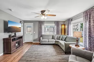 136 N Juneau St, Lyndon Station, WI 53944 - Photo 5