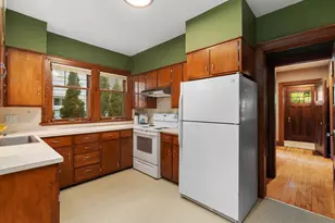 2221 Keyes Ave, Madison, WI 53711 - Photo 13