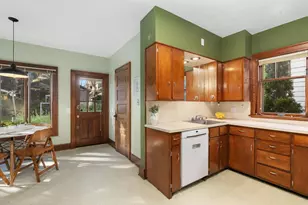 2221 Keyes Ave, Madison, WI 53711 - Photo 15