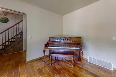 1289 Crossing Ridge Trail, Sun Prairie, WI 53590 - Photo 7