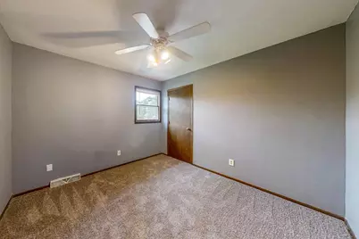 1289 Crossing Ridge Trail, Sun Prairie, WI 53590 - Photo 31