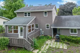 1289 Crossing Ridge Trail, Sun Prairie, WI 53590 - Photo 3