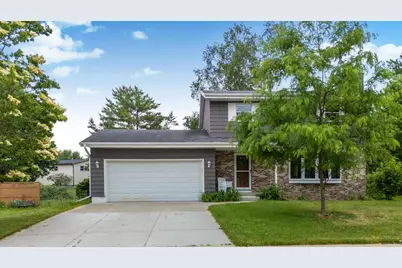 1289 Crossing Ridge Trail, Sun Prairie, WI 53590 - Photo 1