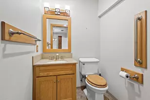404 S Blount St, Madison, WI 53703 - Photo 13