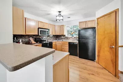 5241 Frisco Court, Middleton, WI 53562 - Photo 9