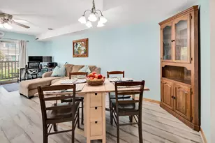 5241 Frisco Ct, Middleton, WI 53562 - Photo 3
