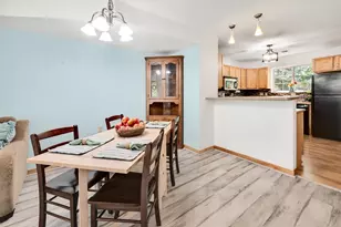 5241 Frisco Ct, Middleton, WI 53562 - Photo 7