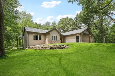 E10085 W Buck Bay, Reedsburg, WI 53959 - Photo 3