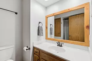 718 Arbor Vitae Pl, Verona, WI 53593 - Photo 19