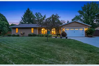 718 Arbor Vitae Place, Verona, WI 53593 - Photo 3