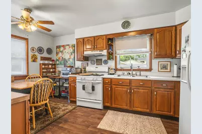 1431 Garfield Avenue, Beloit, WI 53511 - Photo 9
