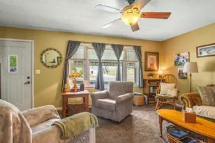 1431 Garfield Ave, Beloit, WI 53511 - Photo 7