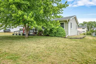 1431 Garfield Ave, Beloit, WI 53511 - Photo 3