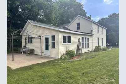 143 N Michigan Street, Prairie Du Chien, WI 53821 - Photo 3