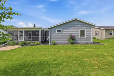 405 Eilbes Avenue, Beaver Dam, WI 53916 - Photo 3