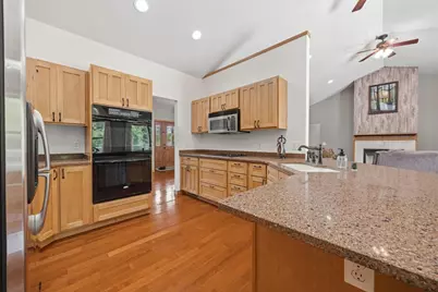 401 Highland Road, Cambridge, WI 53523 - Photo 15