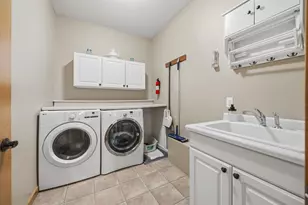 401 Highland Rd, Cambridge, WI 53523 - Photo 53