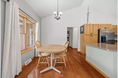 401 Highland Road, Cambridge, WI 53523 - Photo 15