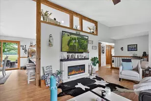 W8127 Dumke Rd, Portage, WI 53901 - Photo 5