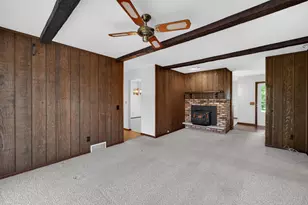 1302 E Garfield St, Mount Horeb, WI 53572 - Photo 7