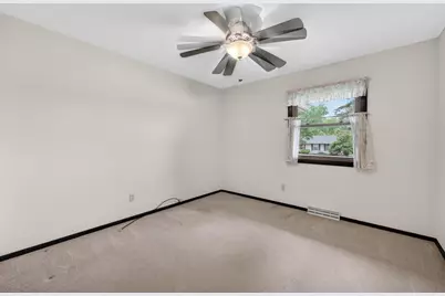 1302 E Garfield Street, Mount Horeb, WI 53572 - Photo 23