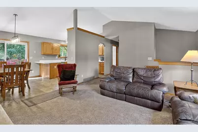 753 Walker Way, Edgerton, WI 53534 - Photo 5