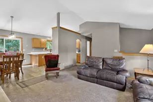 753 Walker Way, Edgerton, WI 53534 - Photo 5
