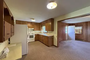 1040 N Sumac Dr, Janesville, WI 53545 - Photo 9