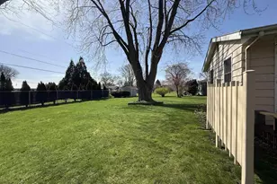 1040 N Sumac Dr, Janesville, WI 53545 - Photo 45