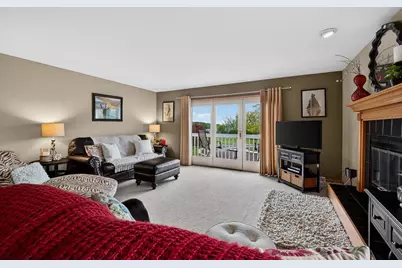 10721 N Bay Shore Lane, Milton, WI 53563 - Photo 9