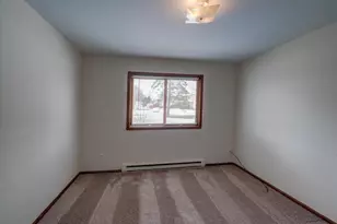604 School St, Marshall, WI 53559 - Photo 9