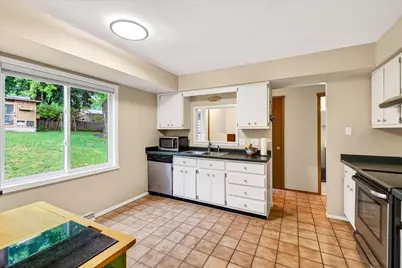 5318 Kingsbridge Road, Madison, WI 53714 - Photo 15