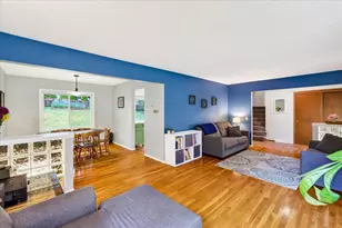 5318 Kingsbridge Rd, Madison, WI 53714 - Photo 9