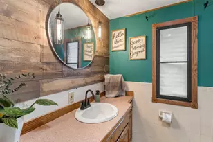 W7092 N Oakwood Cir, Neshkoro, WI 54960 - Photo 15
