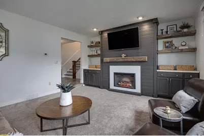 305 Raymond Road, Waunakee, WI 53597 - Photo 13